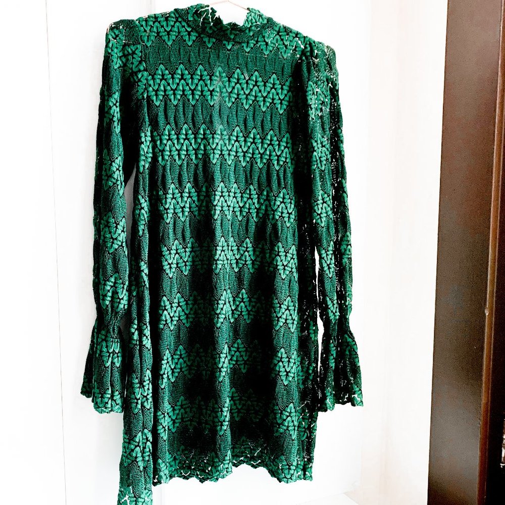 free people long sleeve boho dress w/flare sleeves - Picture 4 of 10